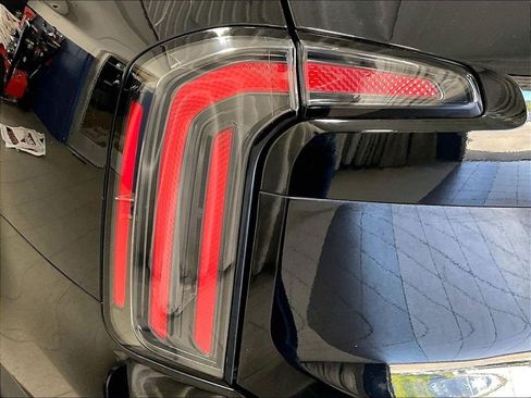 Used 2023 Kia Telluride SX X-Pro AWD/4WD image 34