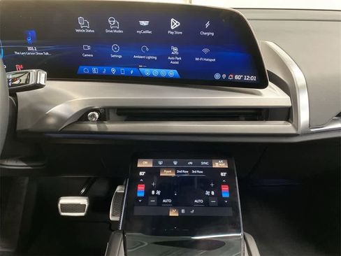 Certified 2026 Cadillac Vistiq Sport w/ LPO, Floor Liner Package image 24