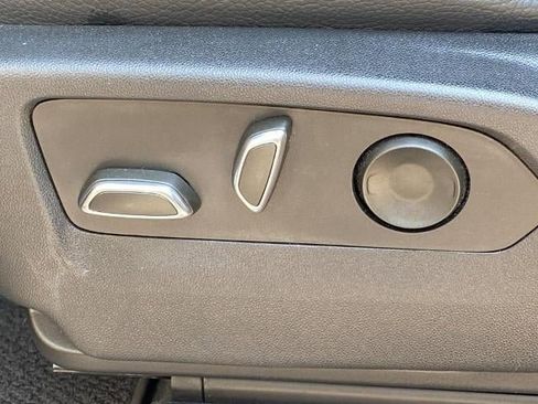 Certified 2022 GMC Yukon Denali image 13