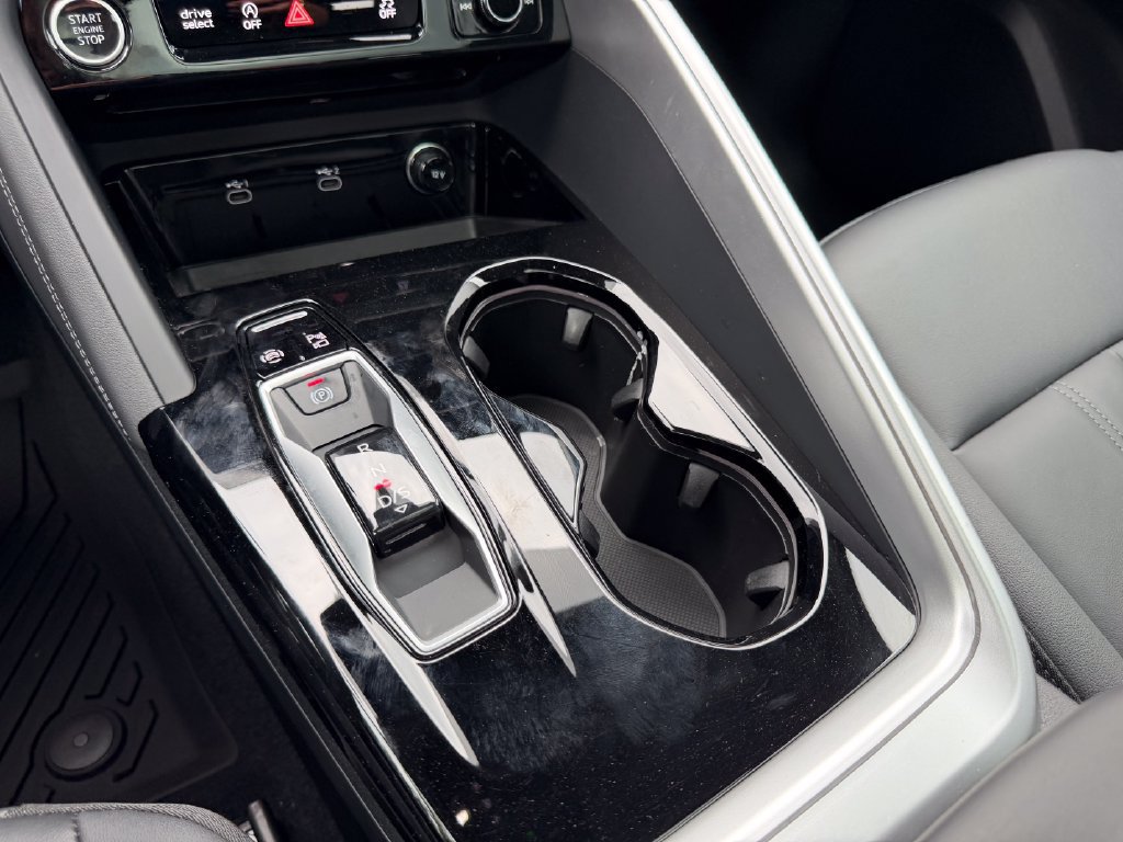 Certified 2025 Audi Q5 Premium w/ Convenience Package AWD/4WD image 23