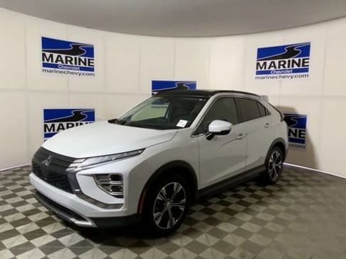Used 2022 Mitsubishi Eclipse Cross SE image 6