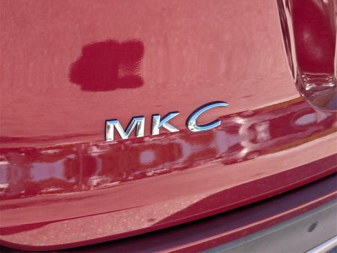 Used 2015 Lincoln MKC FWD image 14