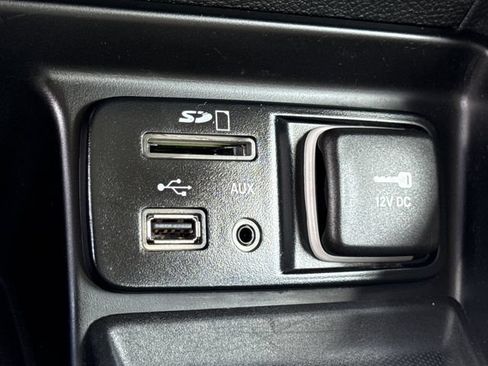 Used 2015 Jeep Cherokee Sport FWD image 30