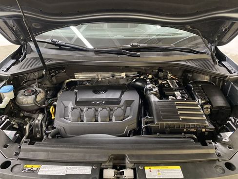 Used 2022 Volkswagen Tiguan SE image 12