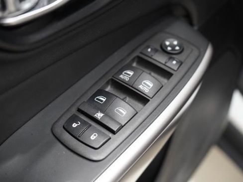 Used 2022 Jeep Cherokee Latitude Lux image 20