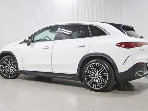 Used 2023 Mercedes-Benz EQE 350+ 4MATIC SUV w/ AMG Line Exterior Package image 9