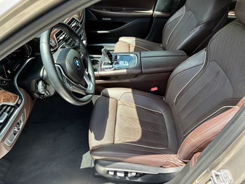Used 2016 BMW 740i RWD image 16