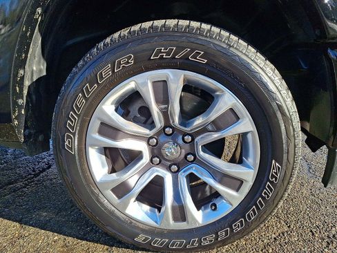 Used 2024 RAM 1500 Limited w/ Body Color Bumper Group image 8