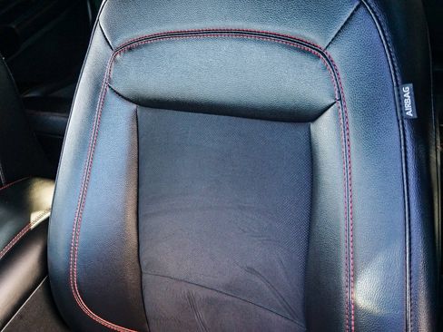 Used 2022 Ford Explorer ST-Line w/ Class IV Trailer Tow Package image 21