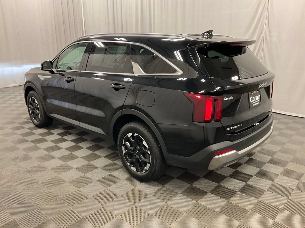 Used 2024 Kia Sorento S AWD/4WD image 8
