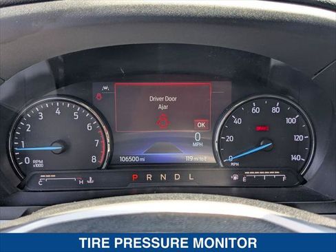 Used 2023 Ford Explorer XLT RWD image 16