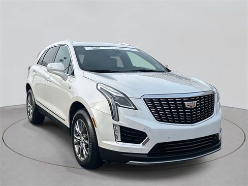 Certified 2023 Cadillac XT5 Premium Luxury image 3