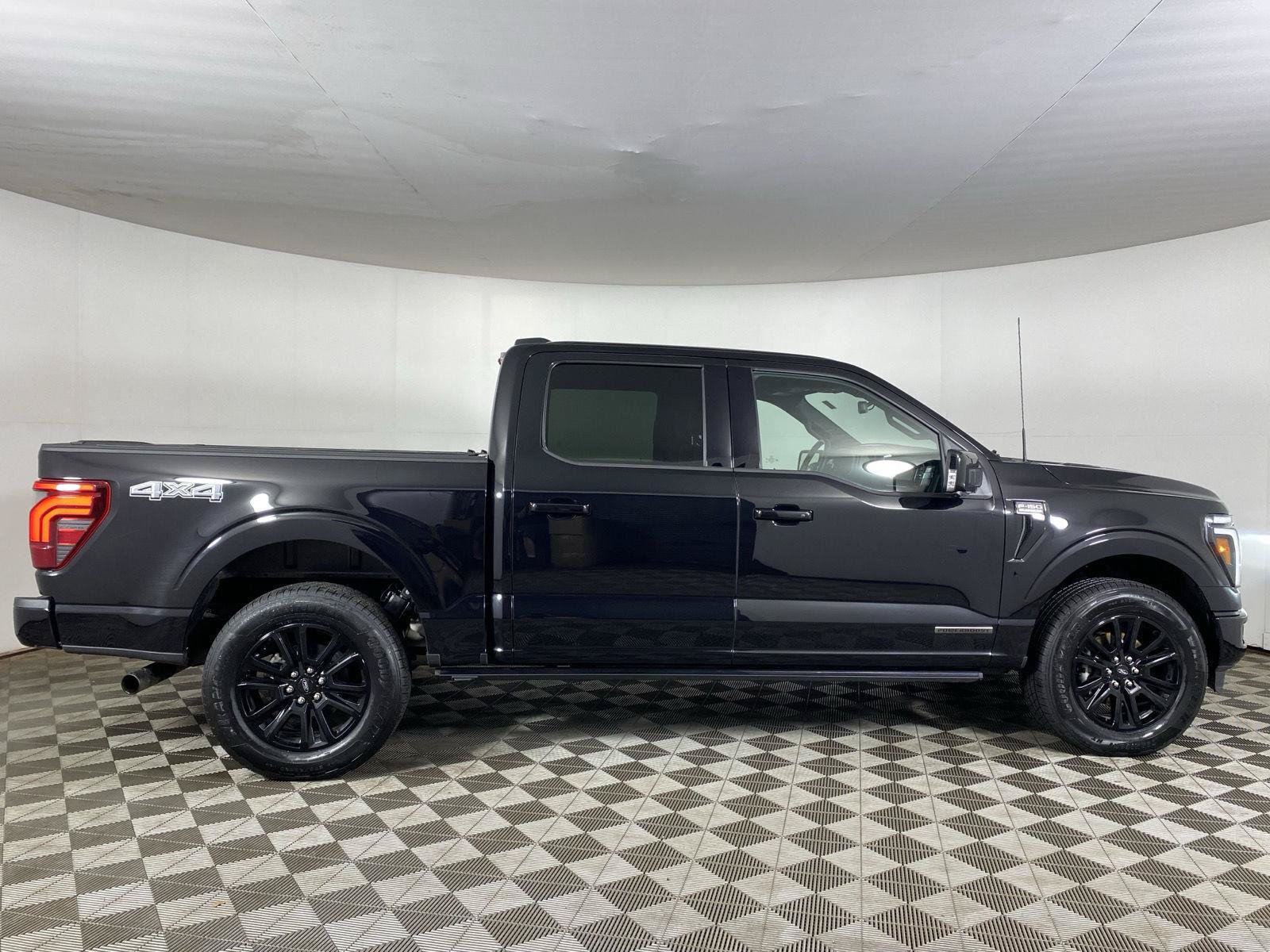 Used 2024 Ford F150 Platinum w/ Equipment Group 702A High AWD/4WD image 8