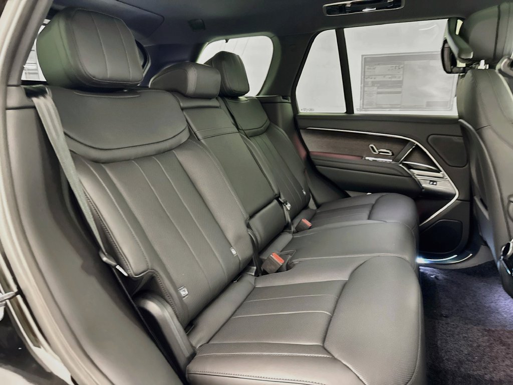 New 2027 Land Rover Range Rover SE AWD/4WD image 29