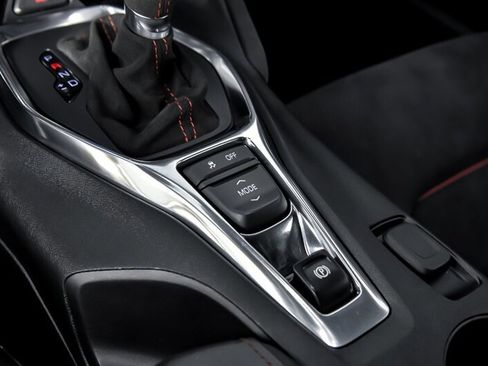 Used 2019 Chevrolet Camaro ZL1 RWD image 37