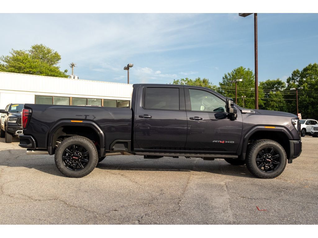 New 2026 GMC Sierra 2500 AT4 w/ AT4 Premium Plus Package AWD/4WD image 9