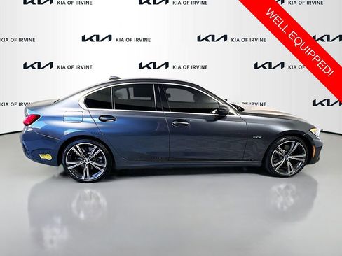 Used 2022 BMW 330e w/ Driving Assistance Package image 8