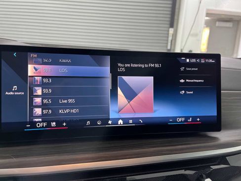 Used 2024 BMW X5 xDrive50e w/ M Sport Package image 12