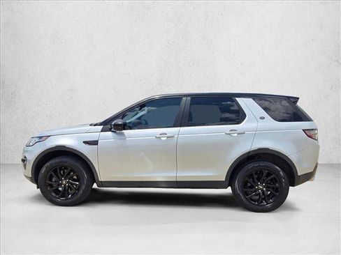 Used 2018 Land Rover Discovery Sport HSE AWD/4WD image 9