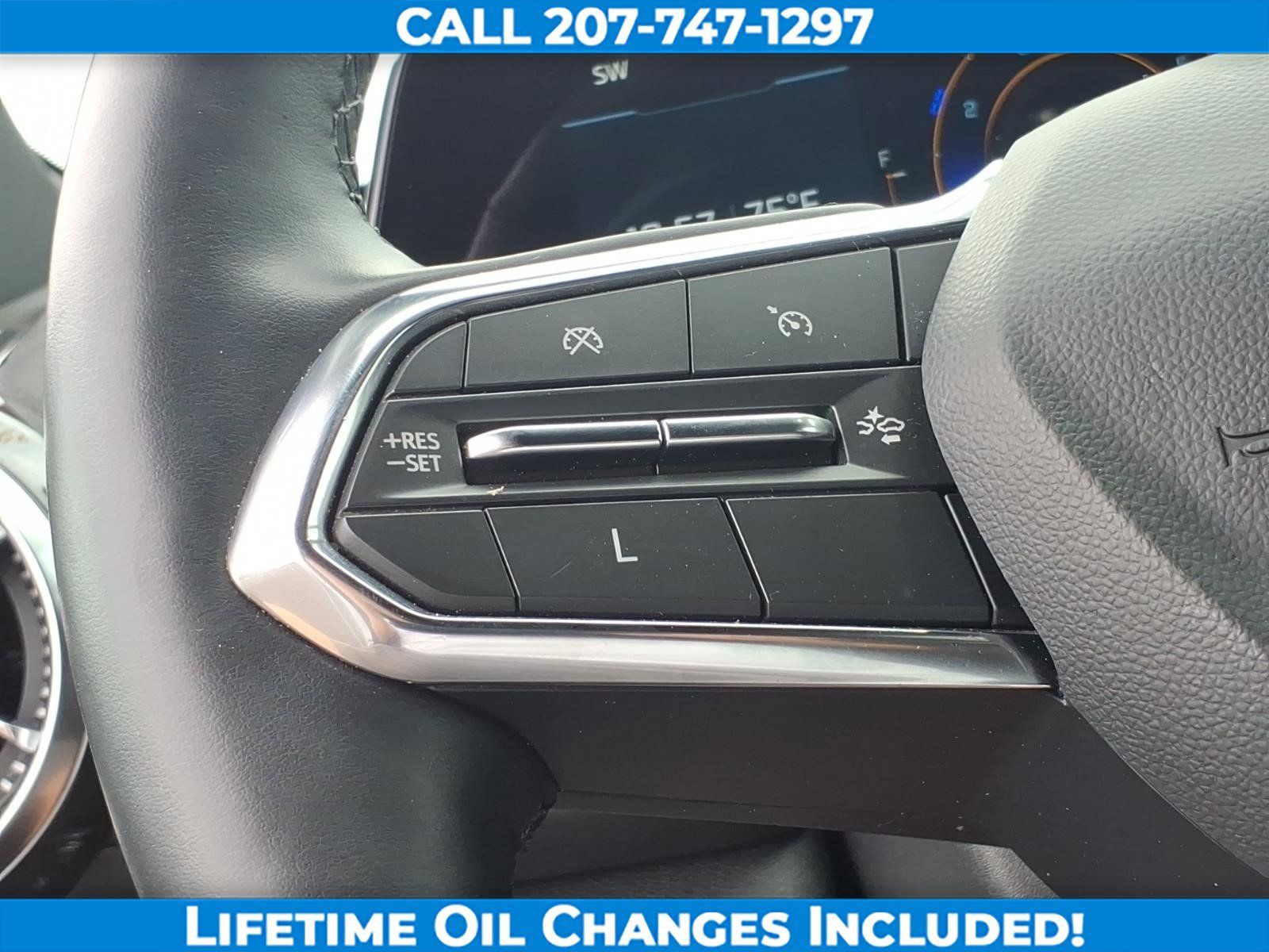 Used 2025 Chevrolet Equinox LT w/ Safety and Technology Package AWD/4WD image 16