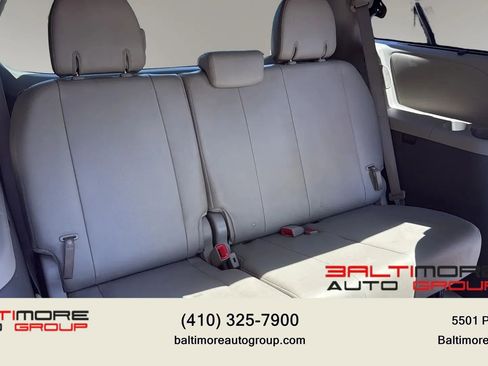 Used 2013 Toyota Sienna Limited w/ Premium Pkg AWD/4WD image 23