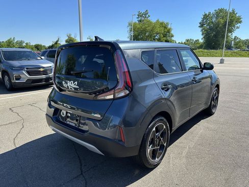 Used 2025 Kia Soul EX FWD image 9
