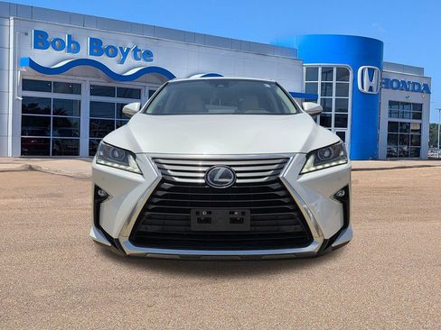 Used 2017 Lexus RX 350 FWD w/ Premium Package image 2
