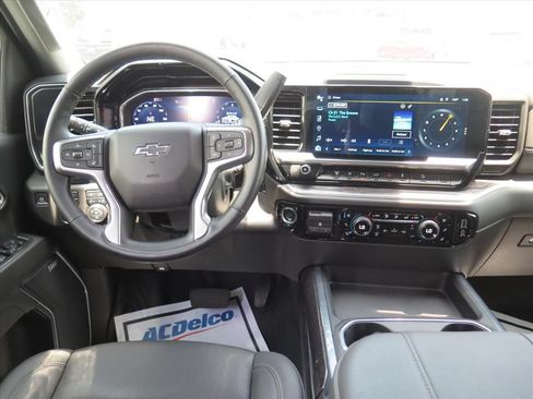Used 2024 Chevrolet Silverado 2500 LTZ w/ LTZ Plus Package AWD/4WD image 22