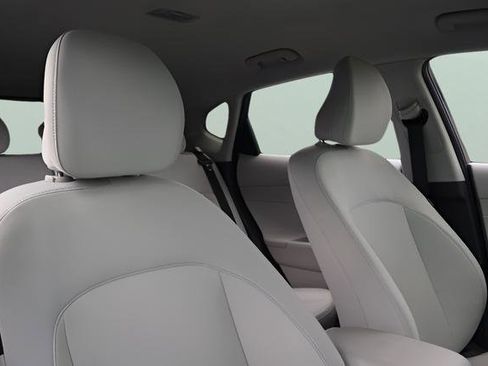 Used 2025 Hyundai Kona SEL FWD image 17