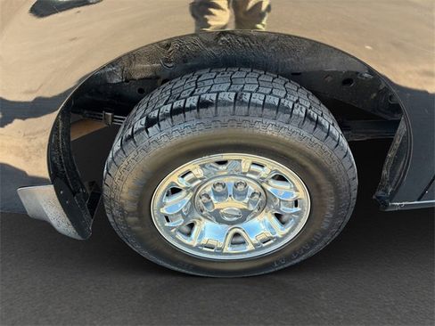 Used 2019 Nissan NV 3500 SL image 25