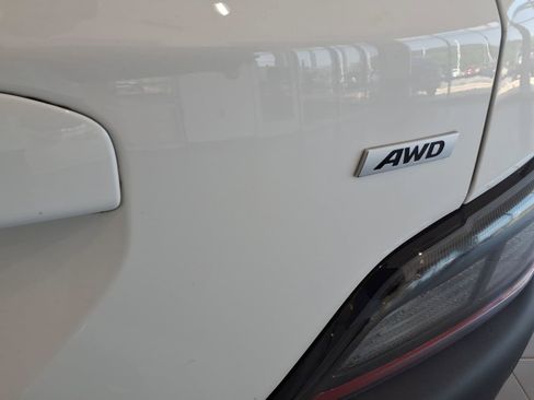 Certified 2023 Hyundai Kona SEL AWD/4WD image 17
