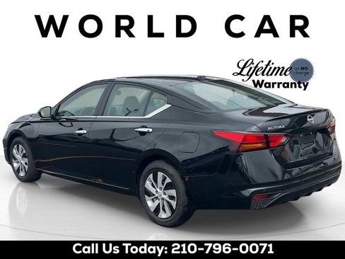 Used 2025 Nissan Altima 2.5 S FWD image 5