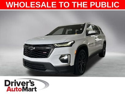 Used 2023 Chevrolet Traverse RS