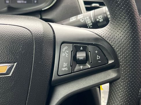 Used 2022 Chevrolet Trax LS w/ Tint and Cruise Package FWD image 25