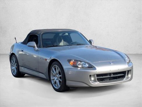 Used 2005 Honda S2000 image 3