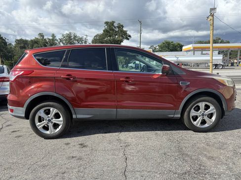 Used 2015 Ford Escape SE FWD image 8