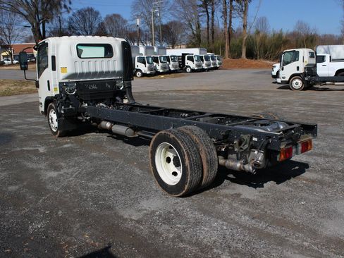 New 2024 Chevrolet Low Cab Forward image 3