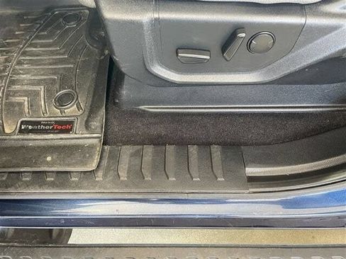 Used 2019 Ford F150 XLT w/ Equipment Group 302A Luxury AWD/4WD image 13