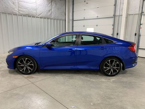 Used 2020 Honda Civic Sport image 4