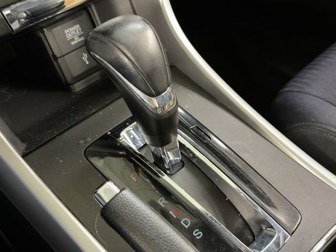 Used 2014 Honda Accord Sport image 18