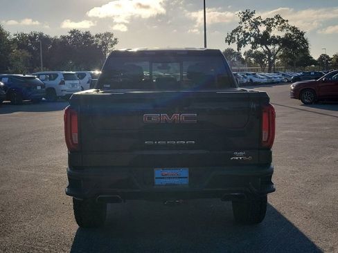 Used 2019 GMC Sierra 1500 AT4 w/ AT4 Premium Package image 12