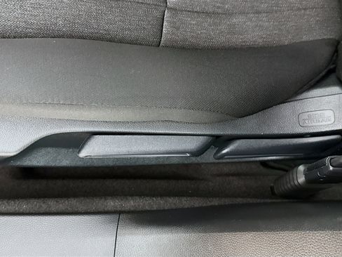 Certified 2025 Honda Accord LX image 21