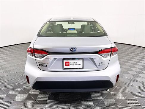 Certified 2025 Toyota Corolla LE image 22