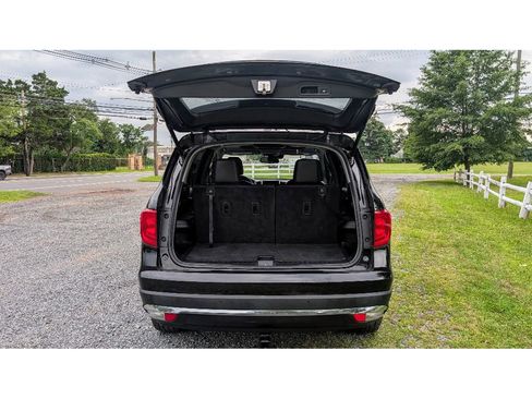 Used 2017 Honda Pilot Elite image 13