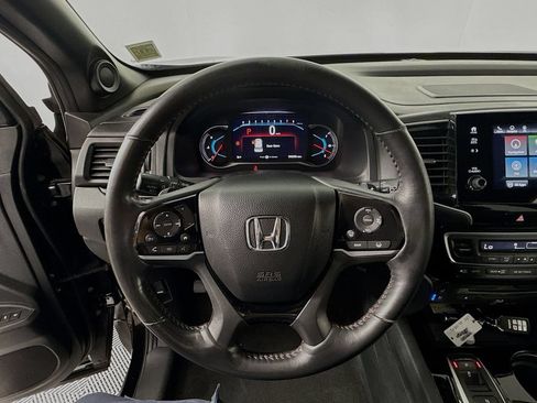 Used 2021 Honda Pilot Black Edition image 11