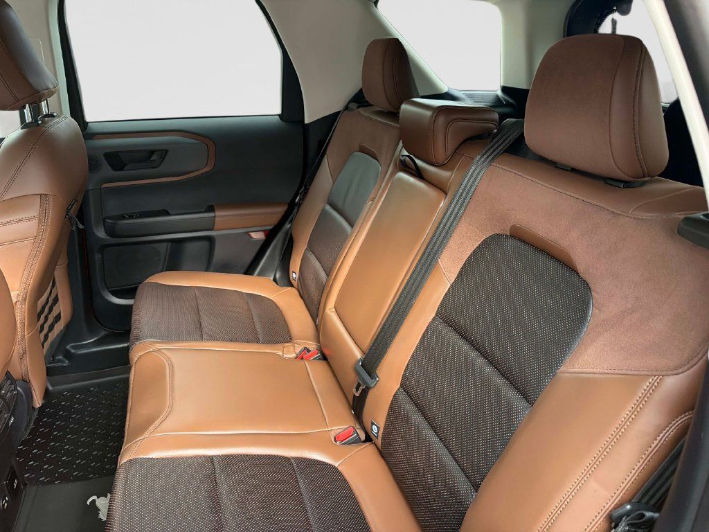 Used 2023 Ford Bronco Sport Badlands w/ Premium Package AWD/4WD image 14
