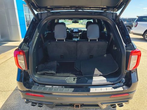 Used 2023 Ford Explorer ST w/ Equipment Group 401A AWD/4WD image 10