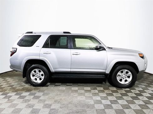 Certified 2024 Toyota 4Runner SR5 image 9