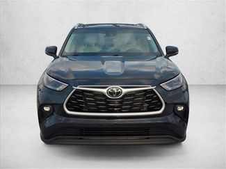 Certified 2023 Toyota Highlander XLE video 2