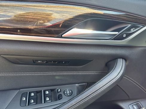 Used 2022 BMW 530i xDrive w/ Convenience Package image 16